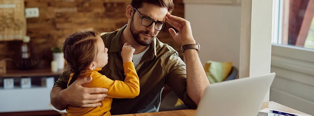 Papa qui travaille