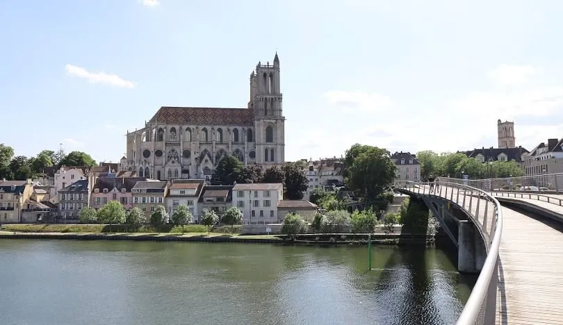 Crèches à Mantes-la-Jolie : Trouvez l’établissement idéal pour votre enfant